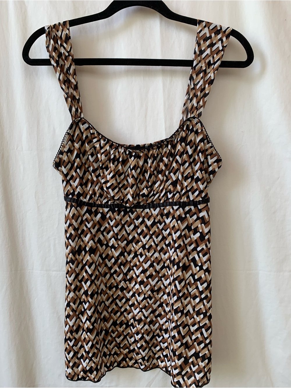 BCX Brown, Black & White Geometric Sleeveless Blouse - Size Large